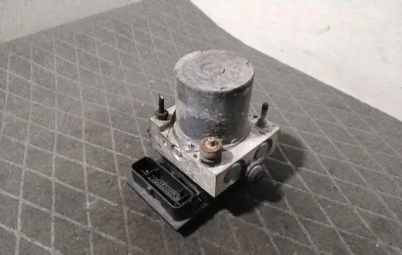 Renault Trafic II (X83) ABS Pump 0265232356 877527 0265800839