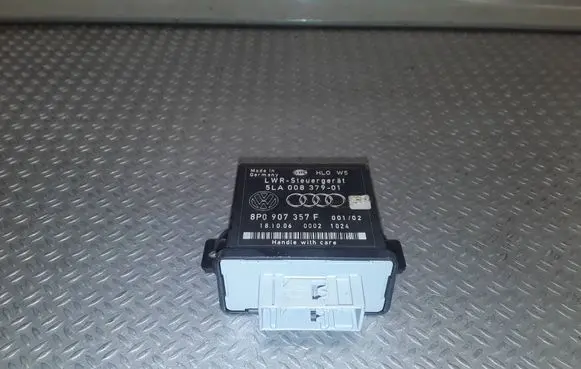 Audi A6 S6 C6 4F Light module LCM 5LA00837901 8P0907357F