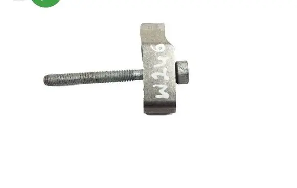 Mercedes-Benz B W246 W242 Fuel Injector clamp holder A6510160438