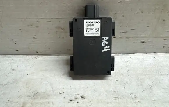 Volvo S90, V90 Central body control module 31499840