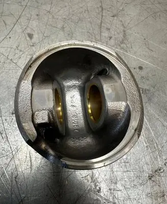 Volkswagen Crafter Piston 79016