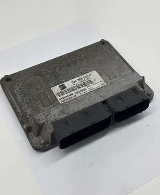 Seat Ibiza III (6L) Engine control unit/module 03E906033P 5WP4430408 3PE5328