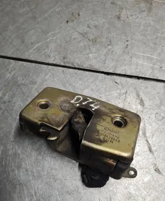 Volkswagen Transporter - Caravelle T4 Sliding door lock 701843604A