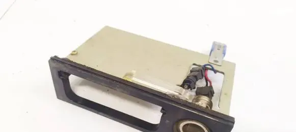 Nissan X-Trail T30 Cigarette lighter 