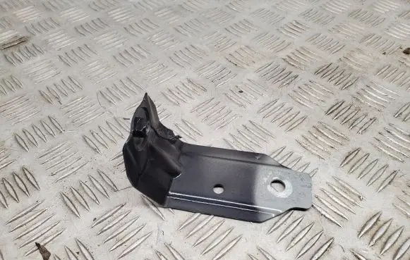 Volkswagen Atlas Fender mounting bracket 3CN809472