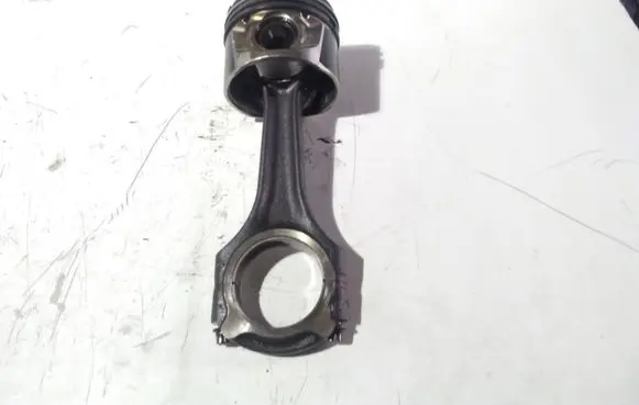 Mercedes-Benz S W220 Piston with connecting rod 86L51
