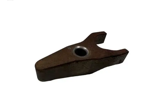 Toyota RAV 4 (XA40) Fuel Injector clamp holder