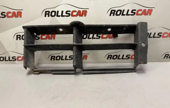 BMW 5 E39 Front bumper lower grill 511182356739