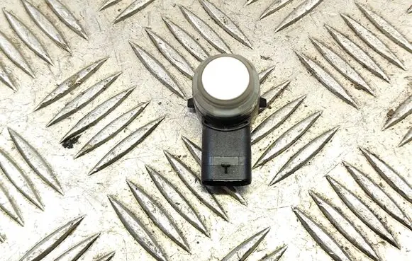 Peugeot 508 II Rear parking sensor holder (PDC) 9813348377