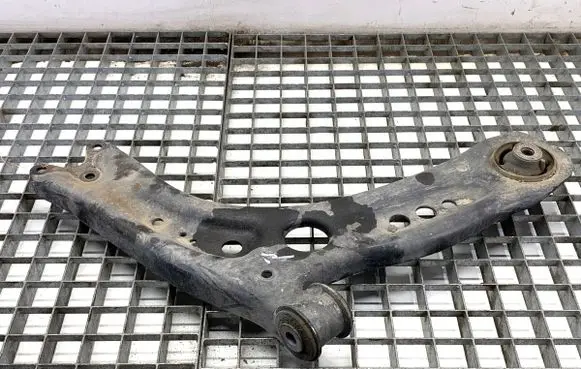 Seat Leon (5F) Front control arm 5Q0407152L