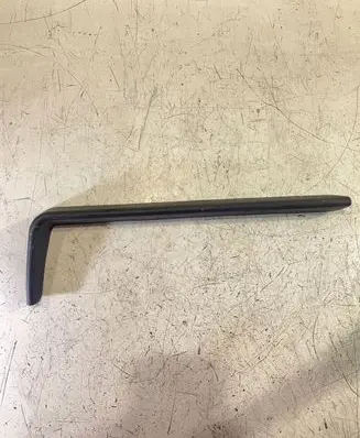 Other rear door trim element