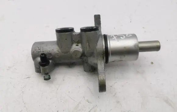Bentley Flying Spur Master brake cylinder