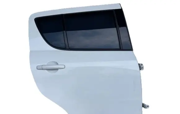 Suzuki Swift II Rear door