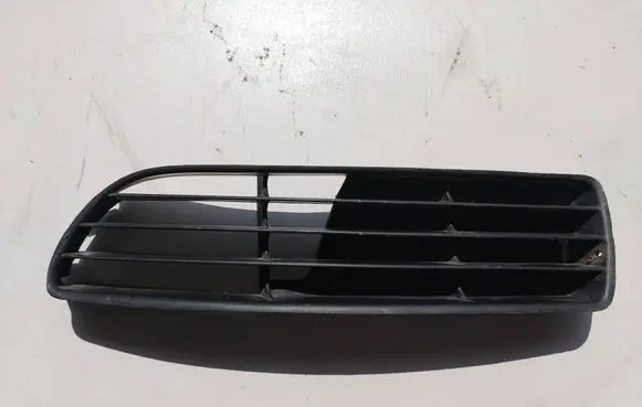 Audi A6 S6 C5 4B Front bumper lower grill 8D0807345
