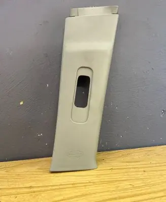 (B) pillar trim (top)