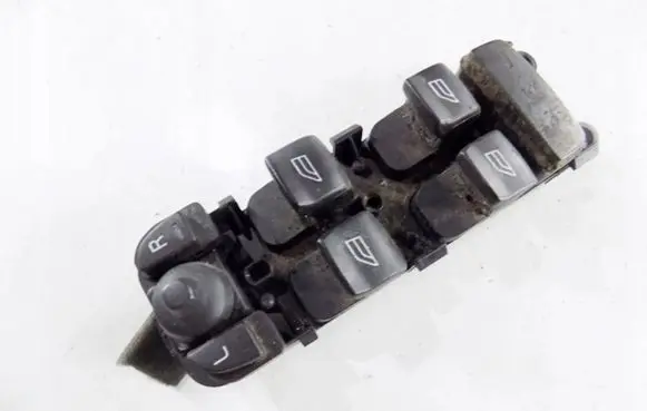 Volvo S80 Electric window control switch 30773382