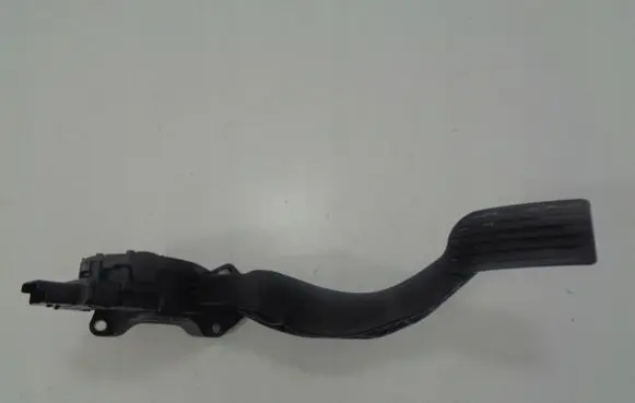 Opel Crossland X Accelerator throttle pedal 3638808