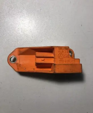 Volkswagen Touran I Airbag deployment crash/impact sensor 1T0909606