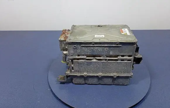 Lexus GS 300 350 430 450H Voltage converter inverter G9201-30020