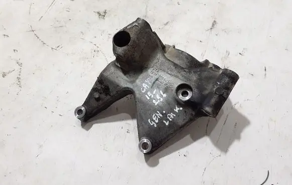 Porsche Cayenne (9Y0 9Y3) Generator/alternator bracket 