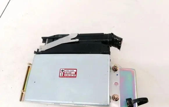 Nissan X-Trail T30 ABS control unit/module 47850EQ18A 5850368