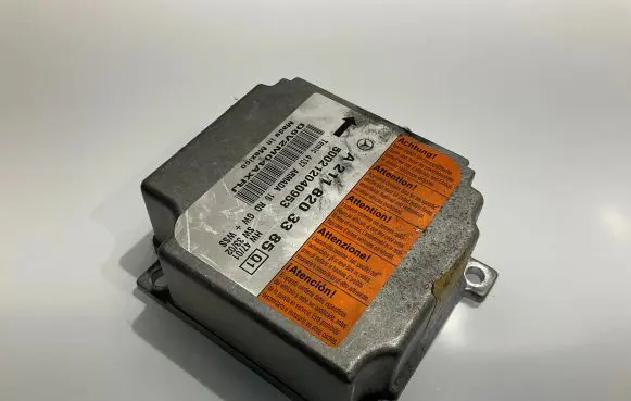 Mercedes-Benz E W211 Airbag control unit/module 2118203385 500212040953 06V2M04AXRJ