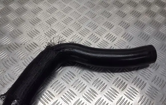 Mazda 5 Intercooler hose/pipe
