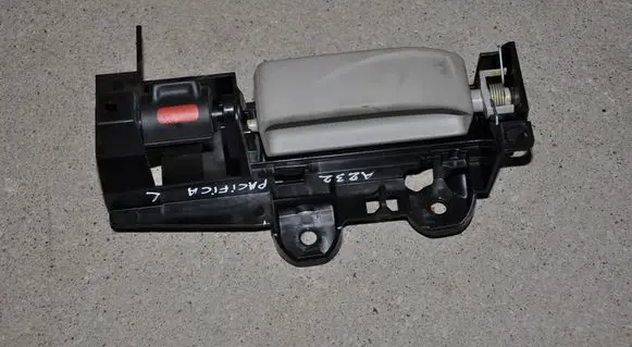 Chrysler Pacifica Sliding door interior handle 5RU79PD2AD
