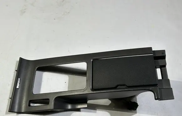 Other center console (tunnel) element