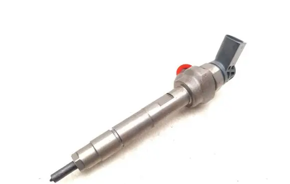 BMW X3 E83 Fuel injector 7810702 0445110382