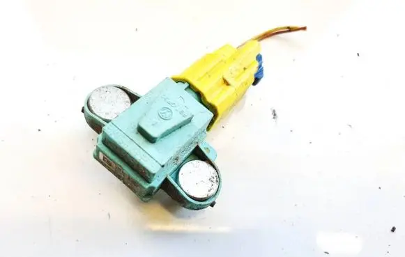 Audi A6 S6 C6 4F Airbag deployment crash/impact sensor 4f0955557