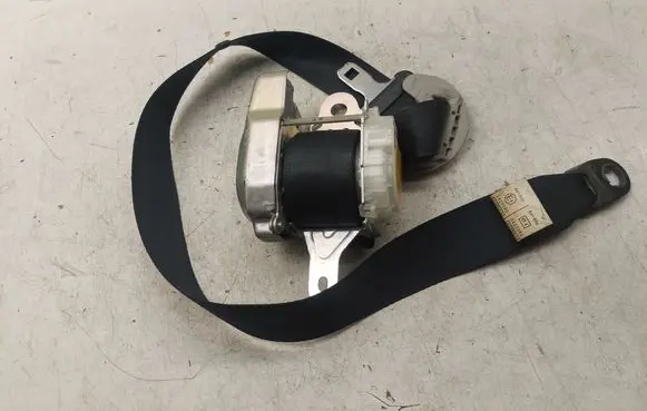 Toyota Corolla Verso AR10 Front seatbelt 732200F040C0