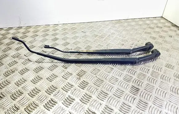 Hyundai i20 (GB IB) Front wiper blade arm W65920 W75786 268W5794