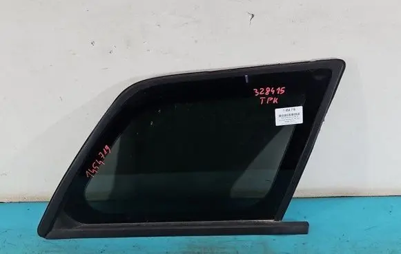 Jeep Grand Cherokee (WK) Rear side window IMPRK1454719