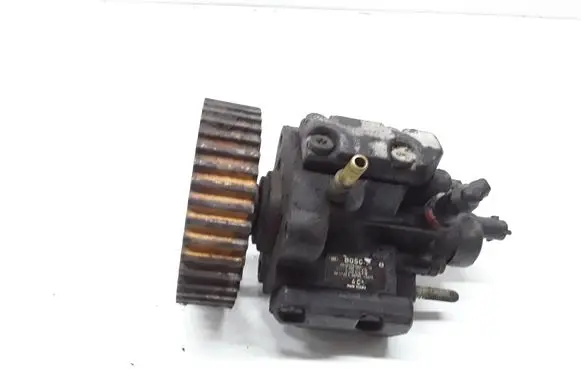 Renault Laguna II Fuel injection high pressure pump 7700111010 0445010018 0281002483