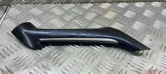 Toyota Verso Rear door handle trim 677420F060