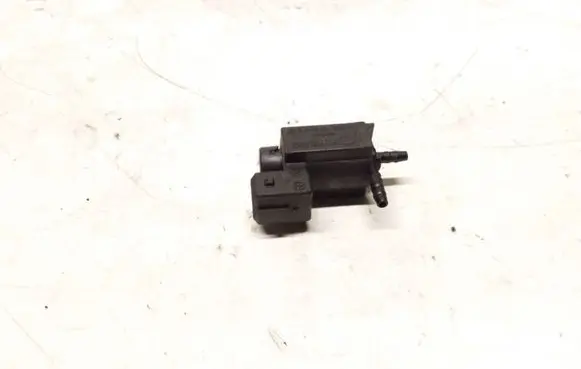 BMW 5 E60 E61 Turbo solenoid valve 1742712
