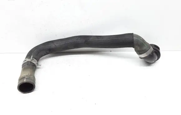 Volvo V60 Engine coolant pipe/hose 31474863