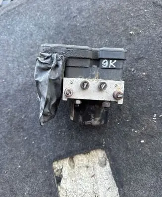 Citroen C3 ABS Pump 10097011093 00401185E1 9656493580