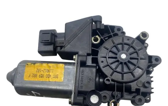 Audi A3 S3 8L Rear door window regulator motor 4D0959802F 119012102 119023113