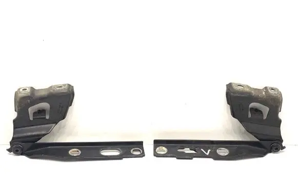Audi A4 S4 B8 8K Engine bonnet/hood hinges 8K0823302D