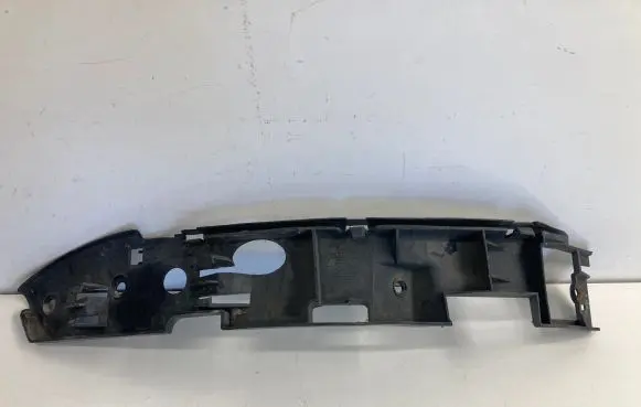 Volkswagen Touareg I Front bumper mounting bracket 7L6807184C