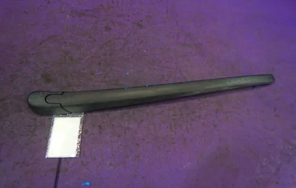 Hyundai Tucson JM Rear wiper blade arm