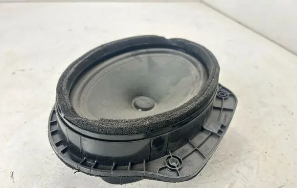 Chevrolet Camaro Front door speaker 23125292 7320300000000X 000245498