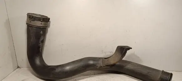 Lancia Thema Intercooler pipe mounting bracket HC55AEM