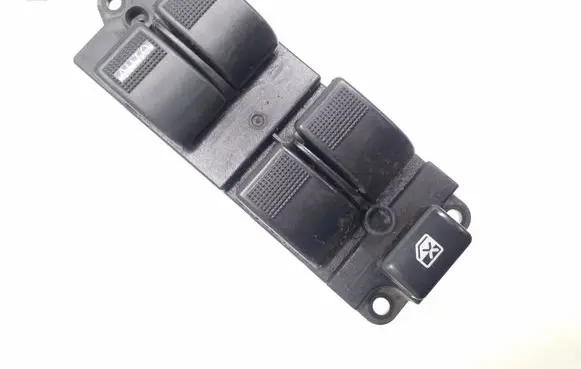Mazda Premacy Electric window control switch CB0866350A C8HD135 1679D4