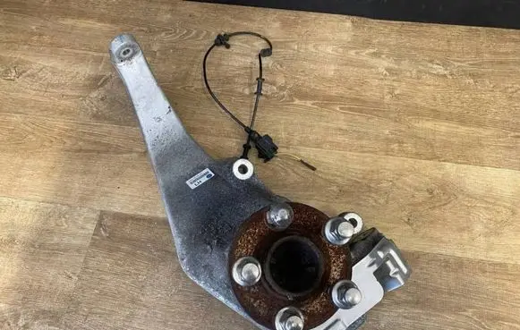 Jaguar F-Type Front wheel hub EX533K186AB