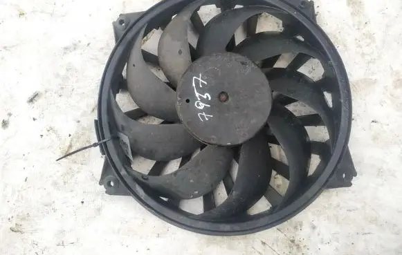 Peugeot 807 Radiator cooling fan shroud