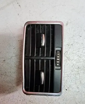 Audi A6 S6 C6 4F Rear air vent grill 4F0819203C