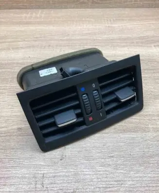 BMW 3 E90 E91 Dash center air vent grill 7129556 7130707